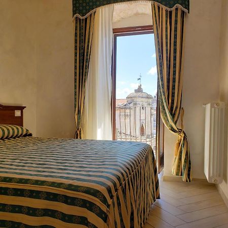 Rooms Dimora Arco - Affitti Brevi Italia モンテ・サンタンジェロ エクステリア 写真
