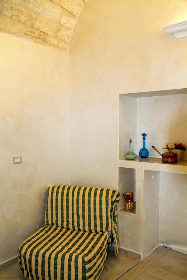 Rooms Dimora Arco - Affitti Brevi Italia モンテ・サンタンジェロ エクステリア 写真