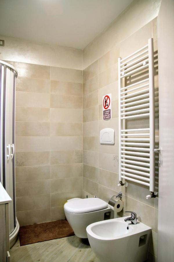 Rooms Dimora Arco - Affitti Brevi Italia モンテ・サンタンジェロ エクステリア 写真